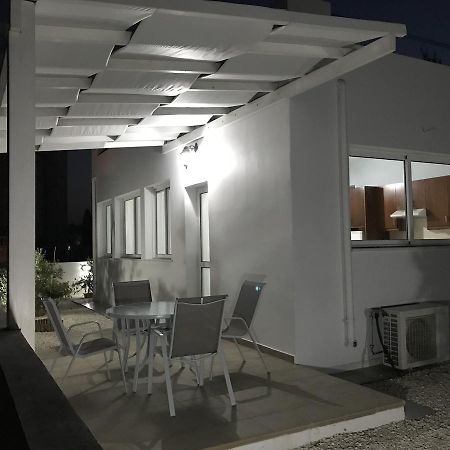 Alcyone Beach House Oroklini Exterior foto