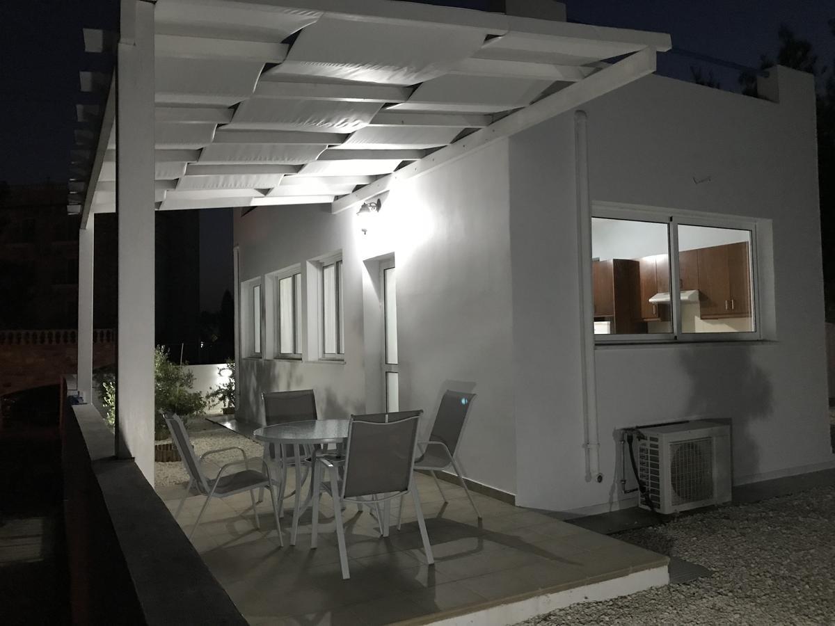 Alcyone Beach House Oroklini Exterior foto